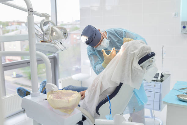 Best Emergency Broken Tooth Repair in Phoenix, IL